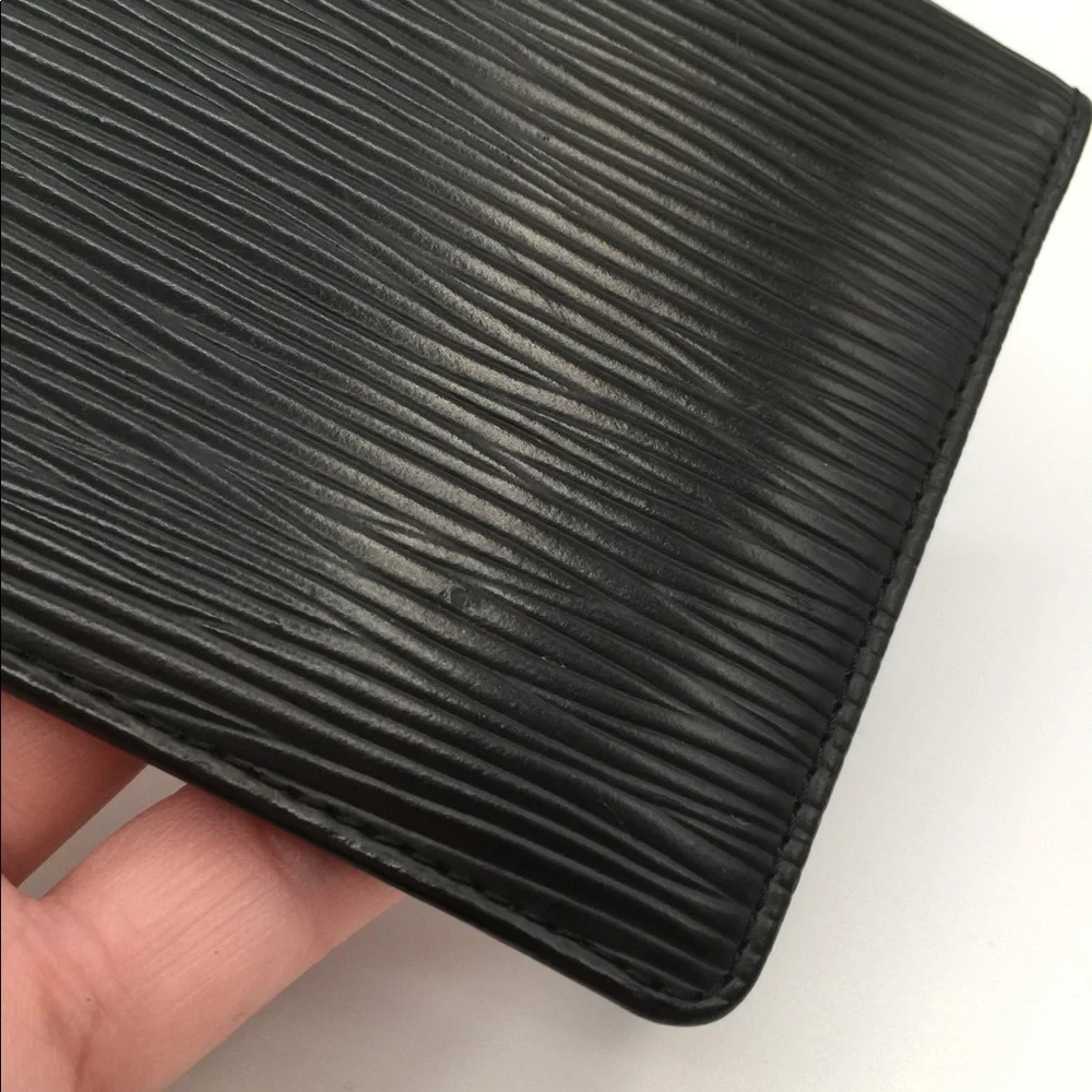 Authentic Louis Vuitton Card holder - Picture 7 of 14